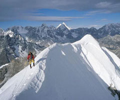 island peak with pass route